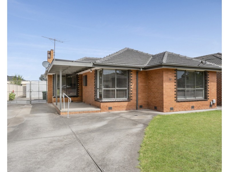 57C Glasgow Avenue, Reservoir VIC 3073