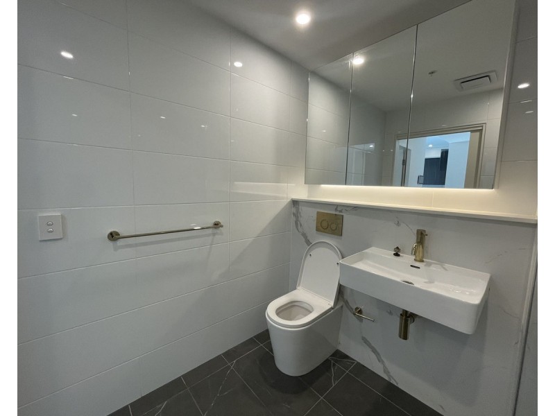13095/5 Bennelong Parkway, Wentworth Point NSW 2127