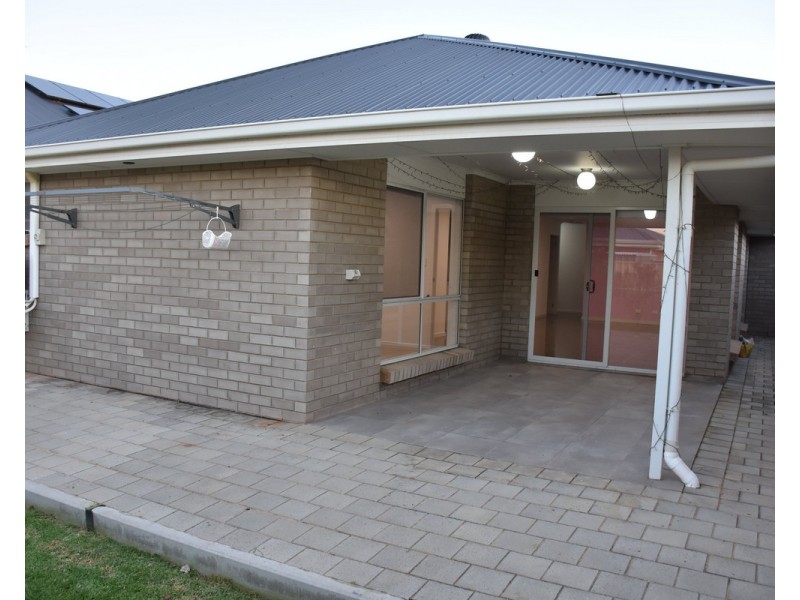 37 Clementine Avenue, Munno Para SA 5115