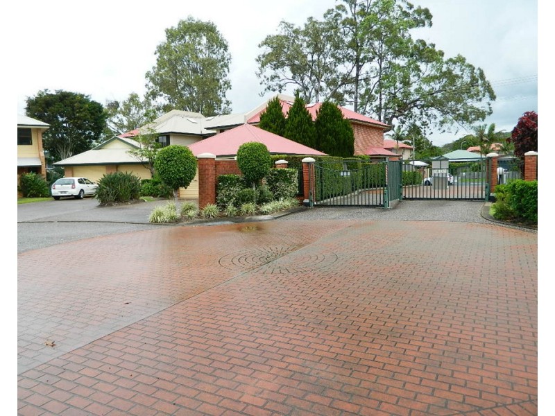 23/18 Tallebudgera Creek Road, Burleigh Heads QLD 4220