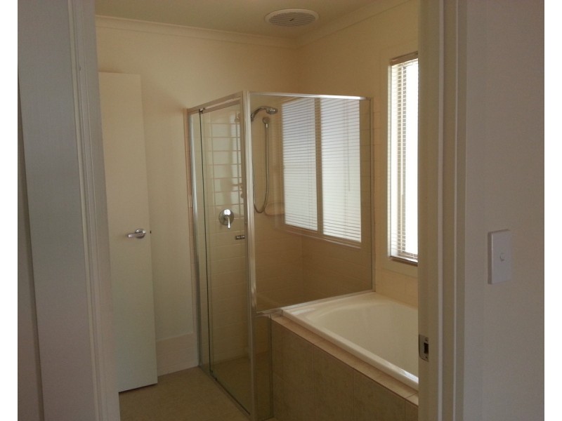6 Glades Walk, Smithfield Plains SA 5114