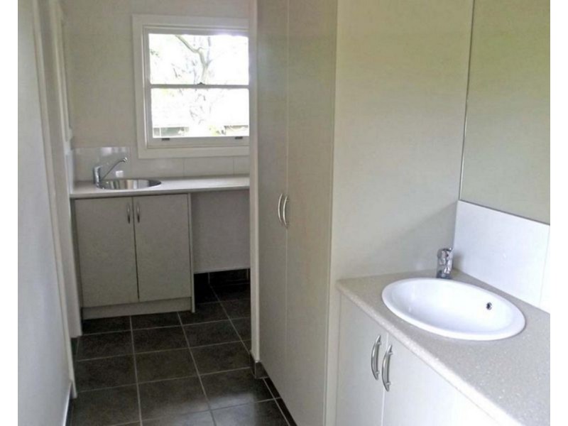 56-58 Stawell Street, Romsey VIC 3434