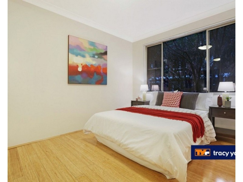 8/37 Meadow Cresent, Meadowbank NSW 2114