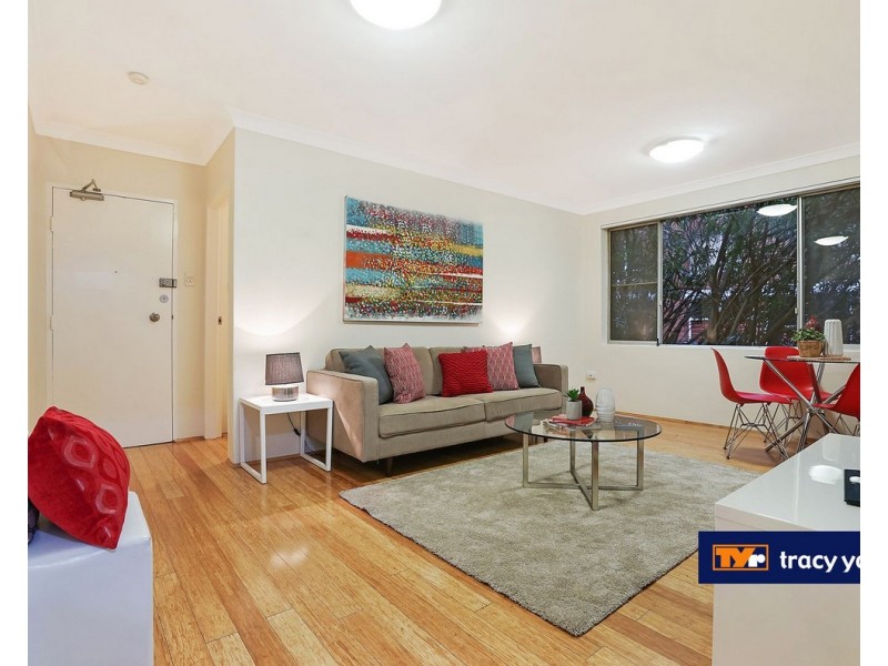 8/37 Meadow Cresent, Meadowbank NSW 2114