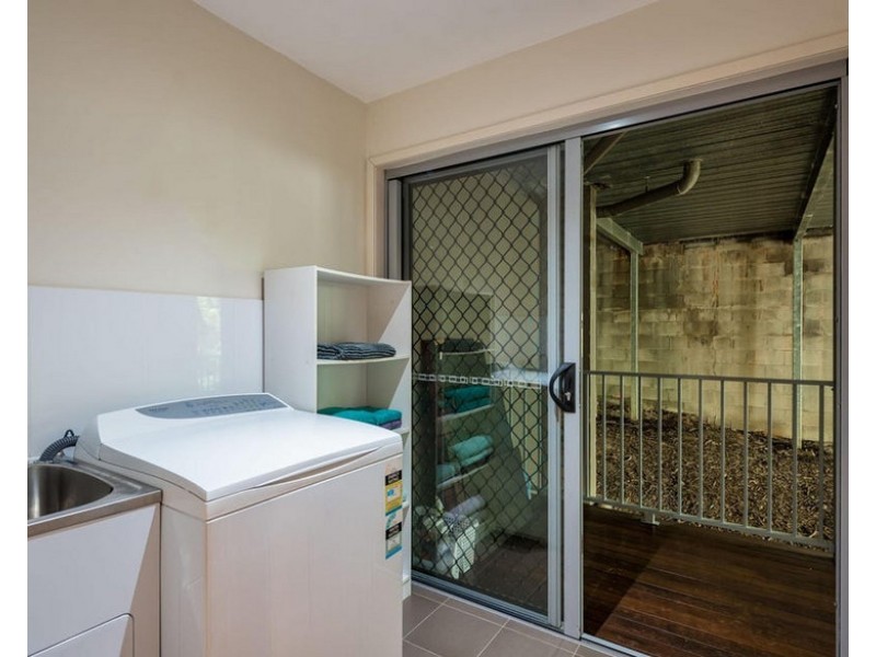 27 Currumbin Chase, Currumbin QLD 4223