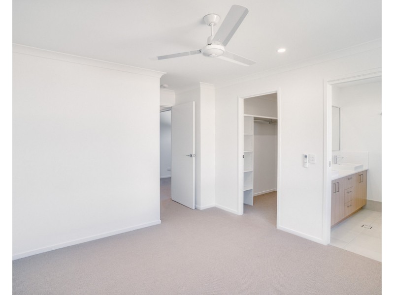 1/2 Bosky Place, Nambour QLD 4560