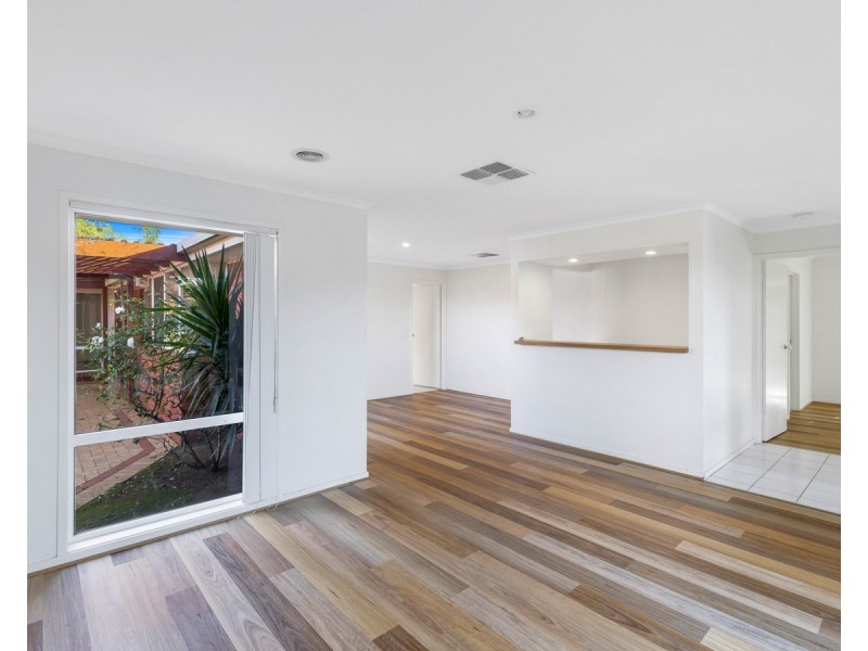 12 Picardy Court, Hoppers Crossing VIC 3029