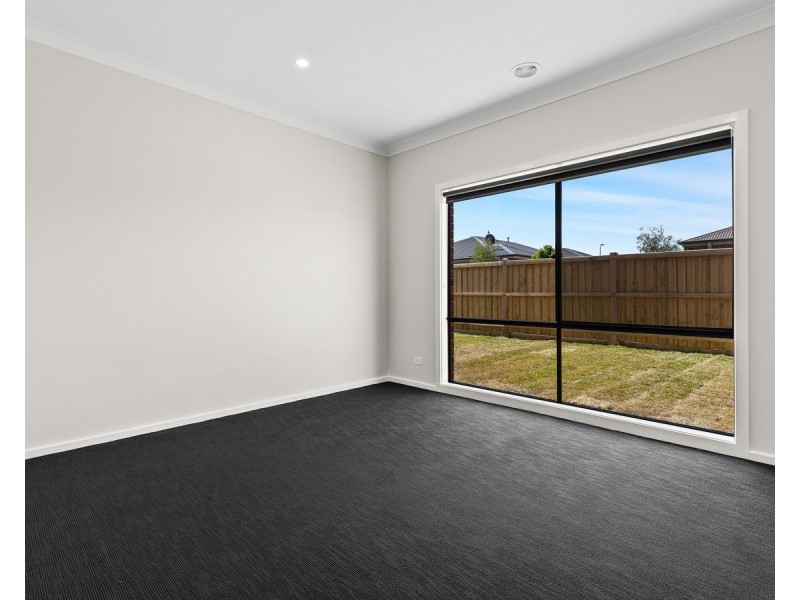 36 Dante Crescent, Bonshaw VIC 3352