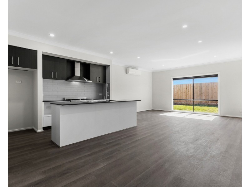 36 Dante Crescent, Bonshaw VIC 3352