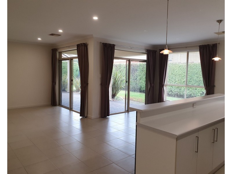 34 Green Field Street, Mount Barker SA 5251