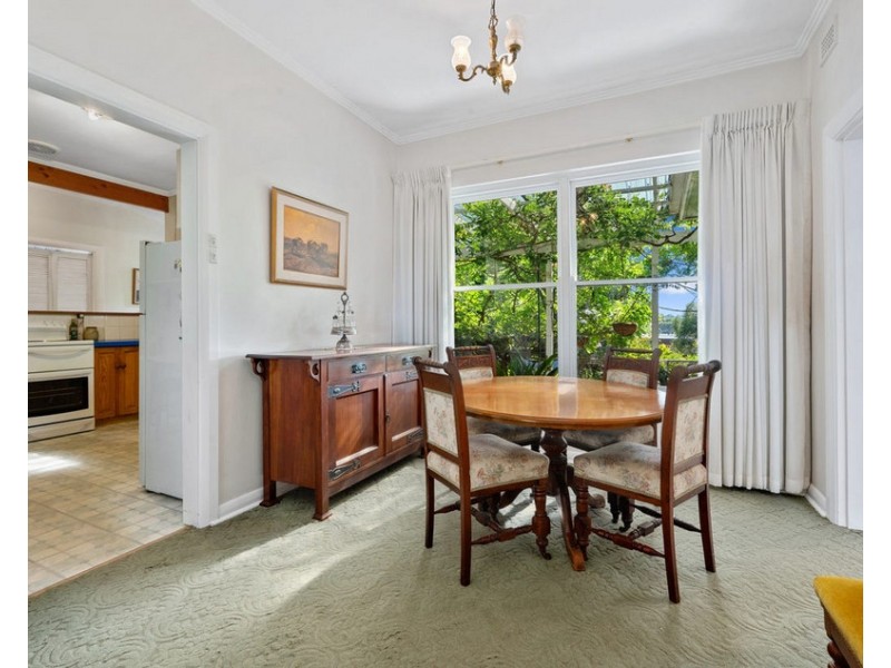 84 Seaview Road, Tennyson SA 5022