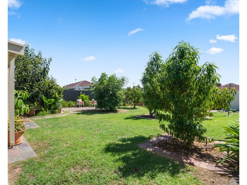 76 Flinders Parade, Flinders Park SA 5025