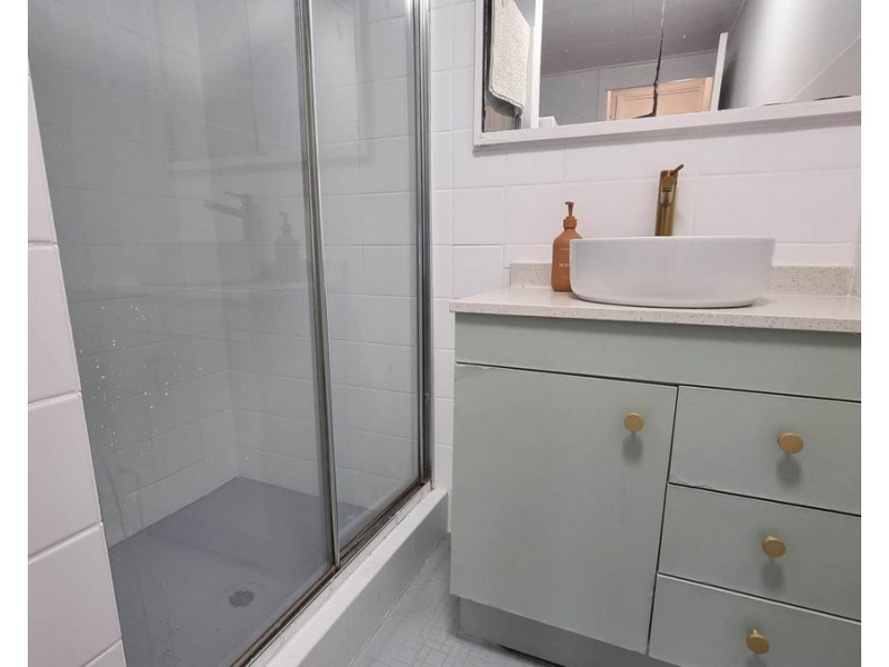 2/10 Monaco Street, Surfers Paradise QLD 4217