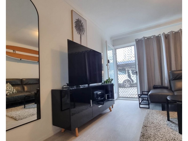 2/10 Monaco Street, Surfers Paradise QLD 4217