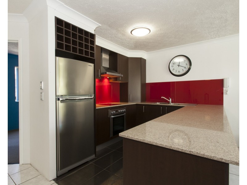19/32-42 Beach Parade, Surfers Paradise QLD 4217