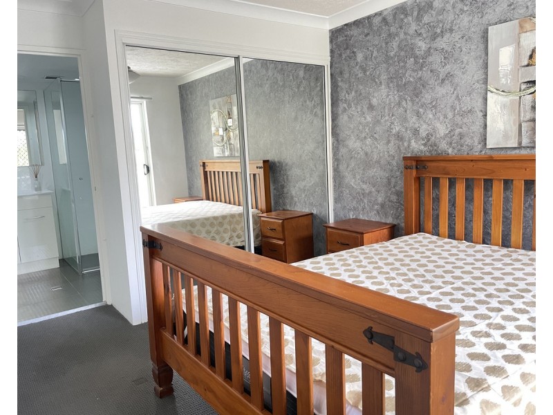 19/32-42 Beach Parade, Surfers Paradise QLD 4217