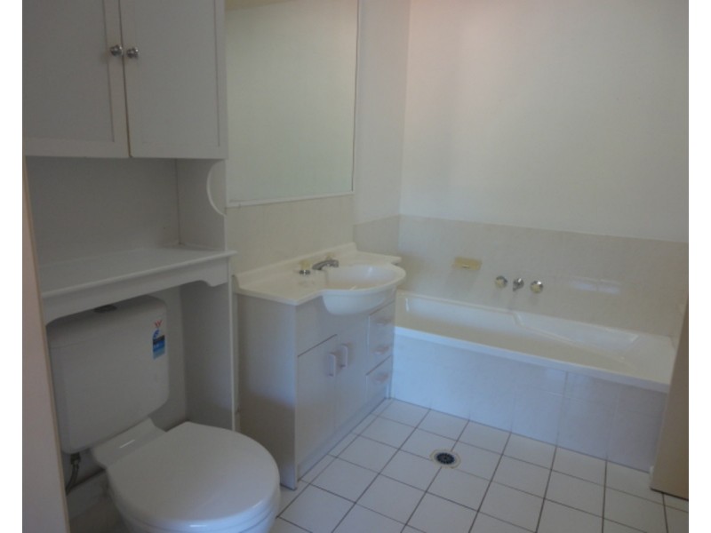 30/218 Queen Street, Cleveland QLD 4163