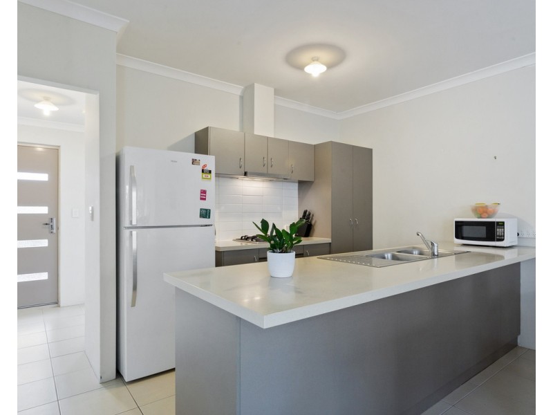 1-4/184 Boardman Road, Canning Vale WA 6155