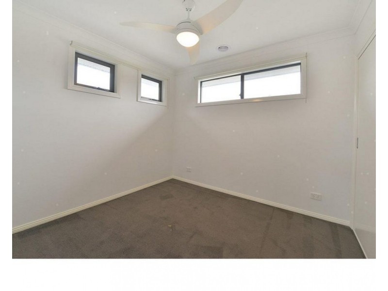 2/33 Second Avenue, Box Hill North VIC 3129