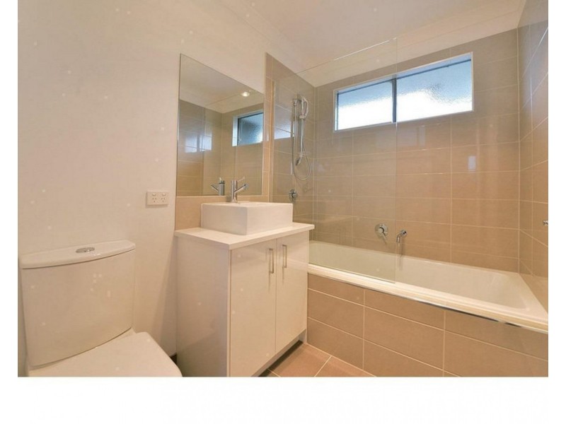 2/33 Second Avenue, Box Hill North VIC 3129