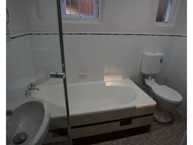 3/18 Eighth Avenue, Campsie NSW 2194