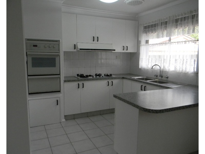 11 Patterson Avenue, Hoppers Crossing VIC 3029