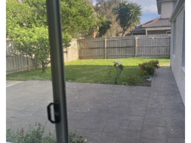 5 O’Reilly Court, Lynbrook VIC 3975