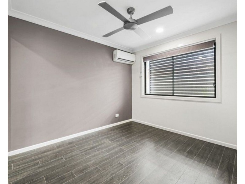 18 Salvia Street, Paradise Point QLD 4216