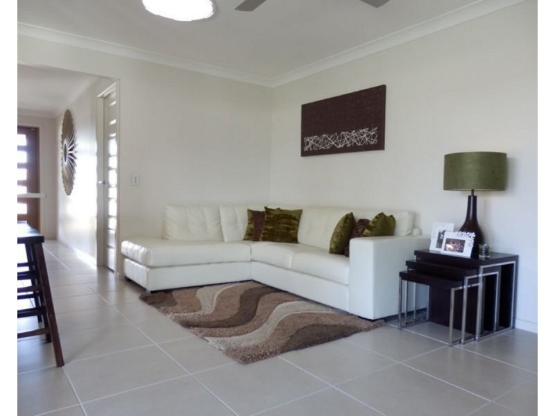 18 Salvia Street, Paradise Point QLD 4216