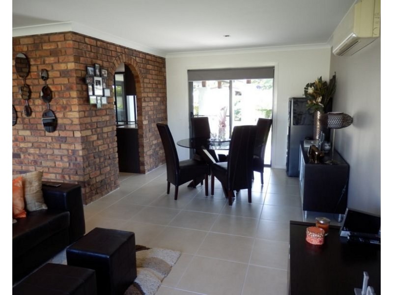 18 Salvia Street, Paradise Point QLD 4216