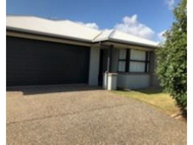 67 Bankswood Drive, Redland Bay QLD 4165