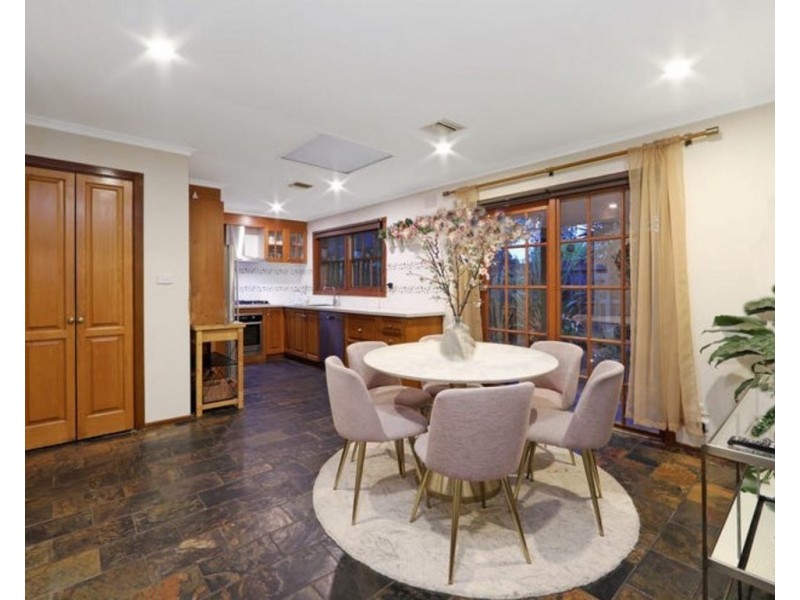 11 Pioneer Court, Rowville VIC 3178