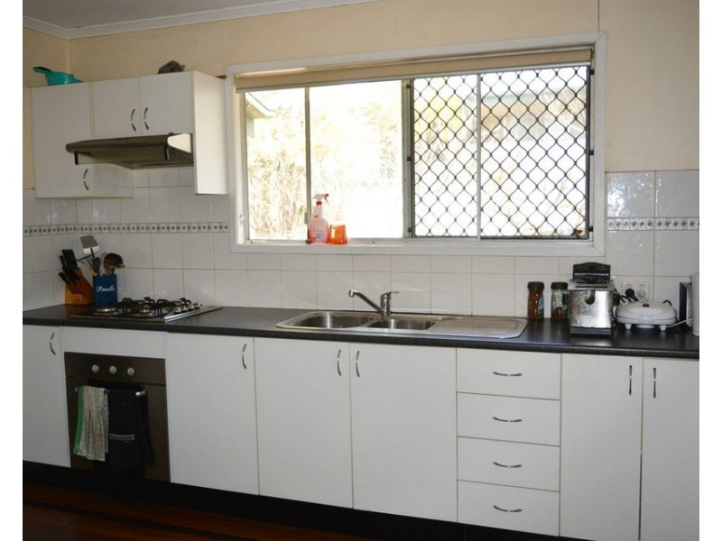 19 Damian Street, Gailes QLD 4300