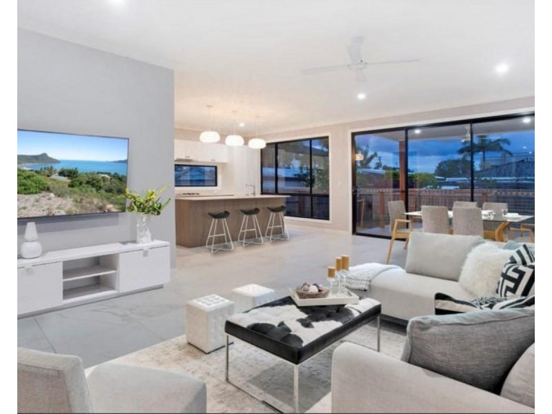 1/24 Abalone Avenue, Paradise Point QLD 4216