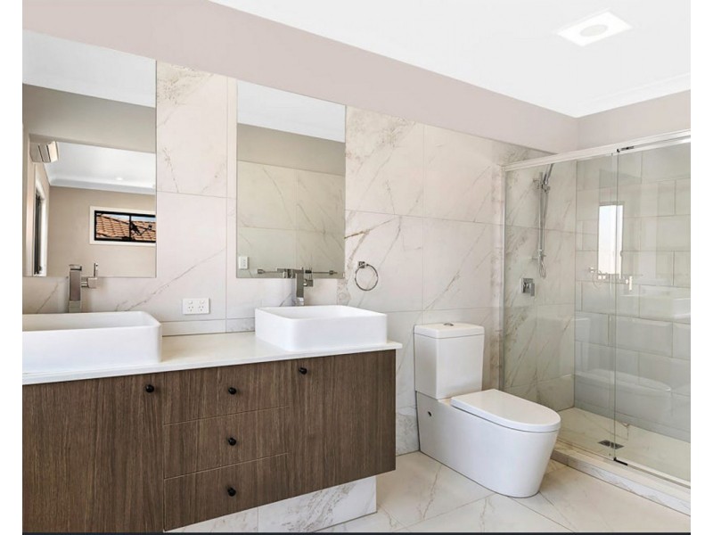 1/24 Abalone Avenue, Paradise Point QLD 4216