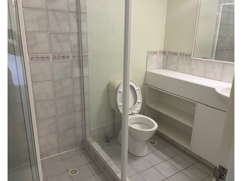 52/18 Tallebudgera Creek Road, Burleigh Heads QLD 4220