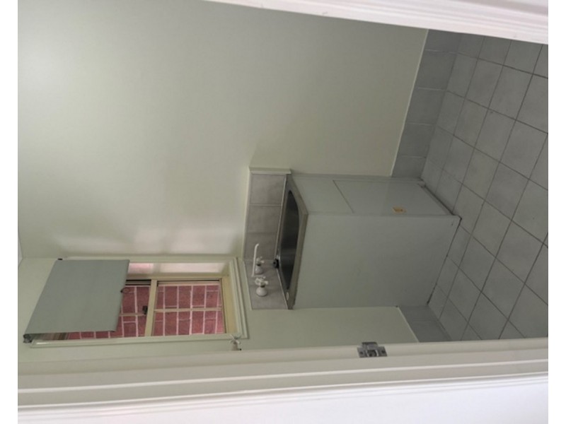 52/18 Tallebudgera Creek Road, Burleigh Heads QLD 4220