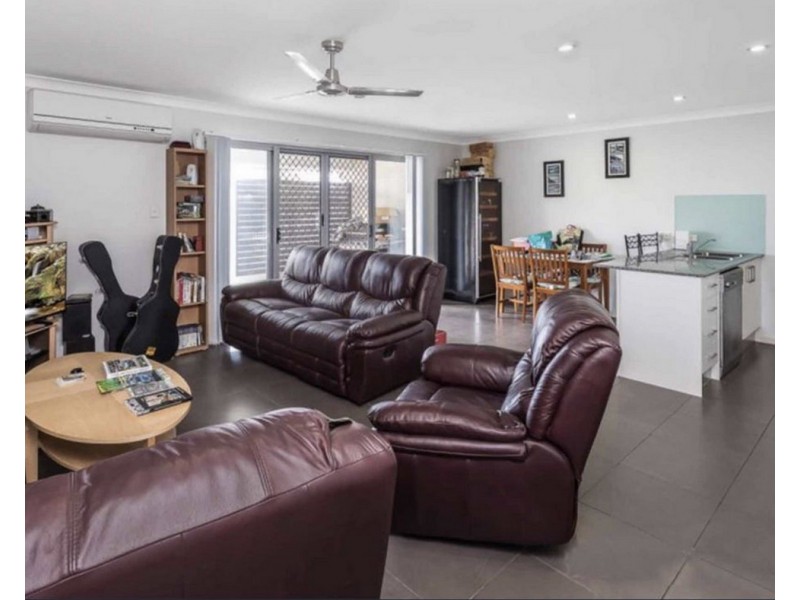 1&2/72-74 Koala Drive, Morayfield QLD 4506