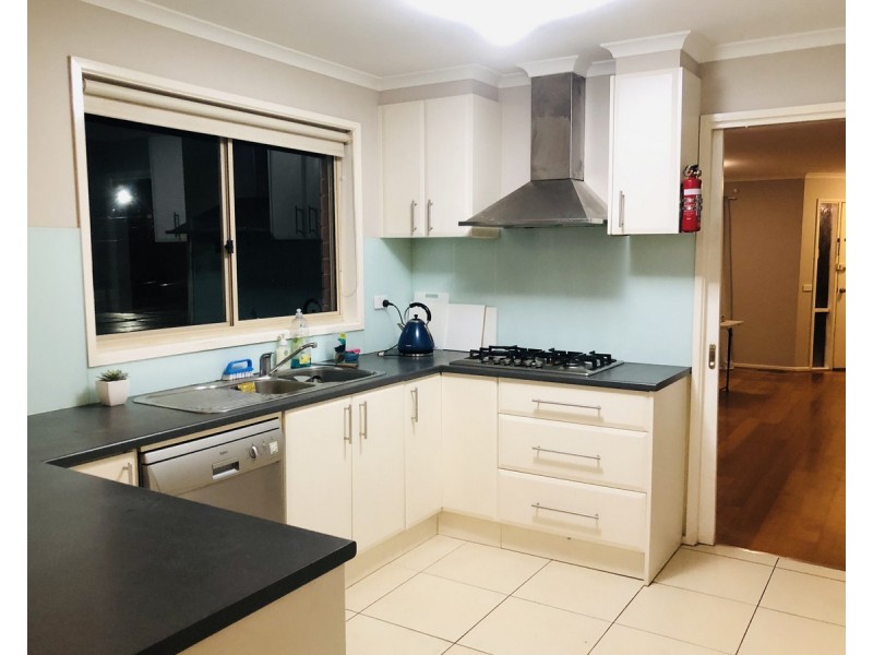 4 Rotherwood Avenue Street, Ringwood East VIC 3135
