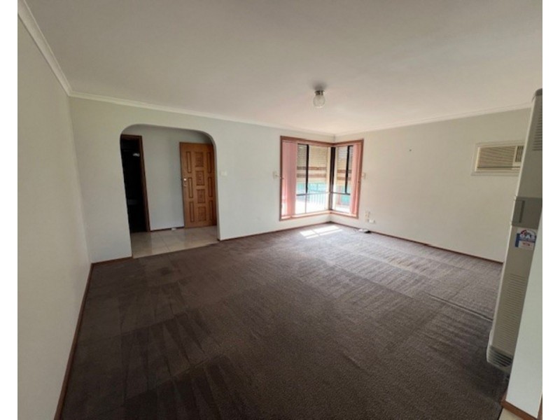 12 Ward Court, Altona Meadows VIC 3028