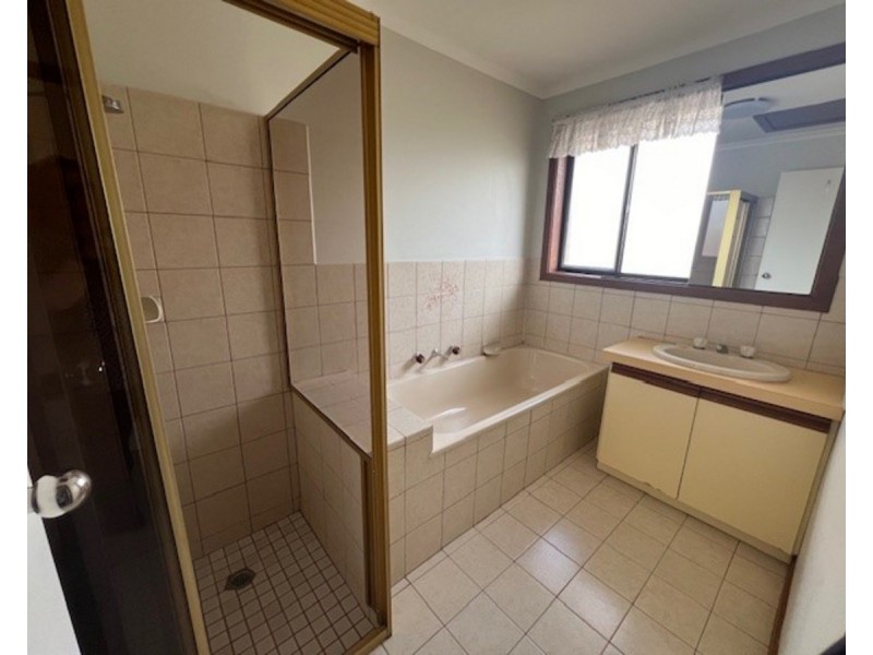 12 Ward Court, Altona Meadows VIC 3028