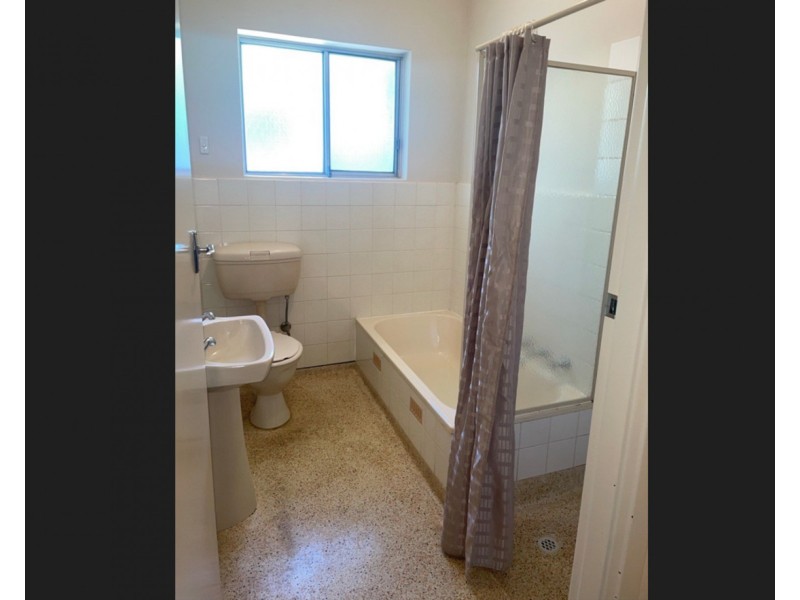 4/1A Yulinda Terrace, Lower Mitcham SA 5062