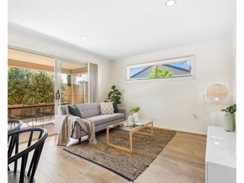 6 Glades Walk, Smithfield Plains SA 5114