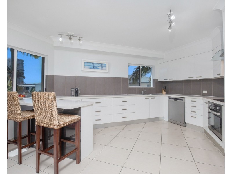 31/41A Broadwater Street, Runaway Bay QLD 4216