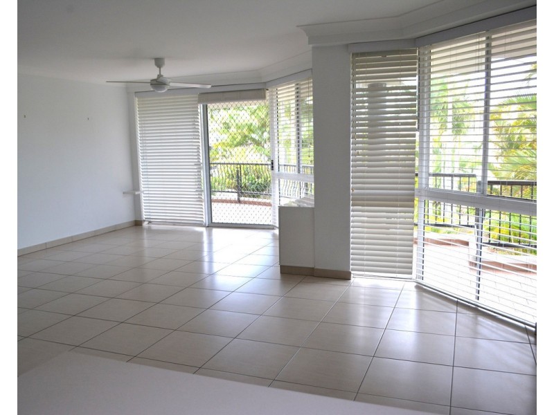 31/41A Broadwater Street, Runaway Bay QLD 4216