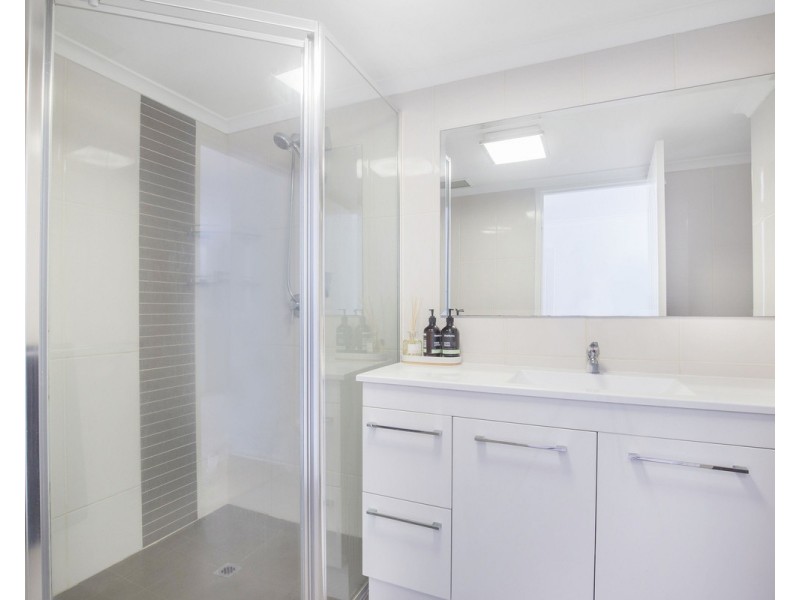 31/41A Broadwater Street, Runaway Bay QLD 4216