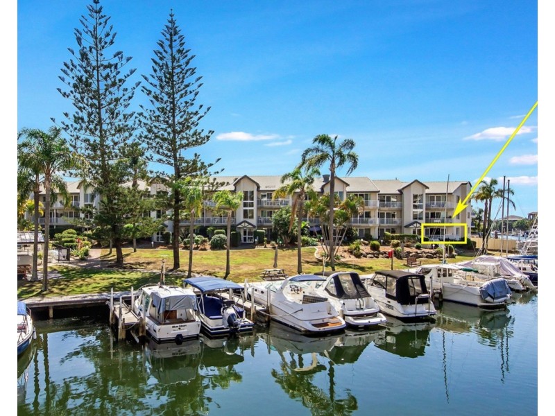 17/37 Bayview Street, Runaway Bay QLD 4216