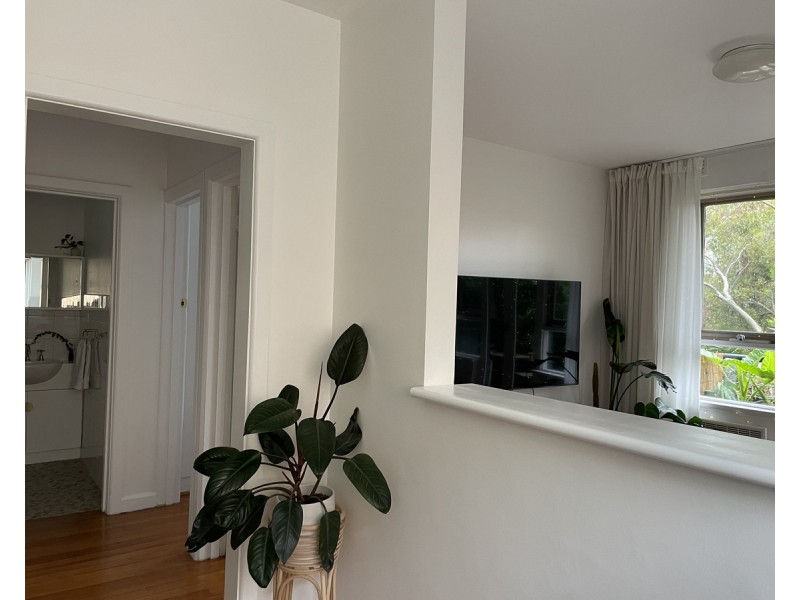 4/2 Robe Street, St Kilda VIC 3182