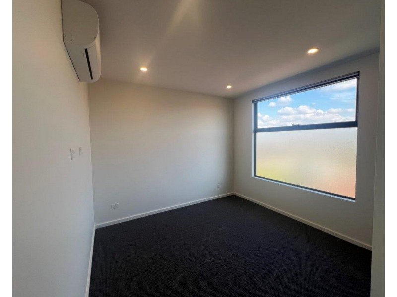 3/57 Station Road, Oak Park VIC 3046