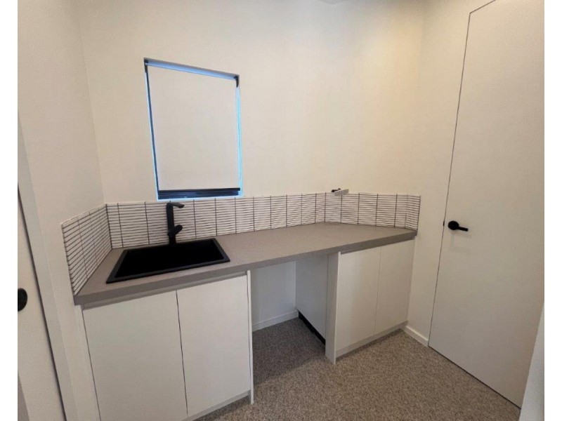 1/57 Station Road, Oak Park VIC 3046